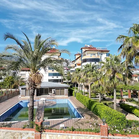 Stone Peaceful Beachfront Living, 2-bedroom In Demirtas Apartament *