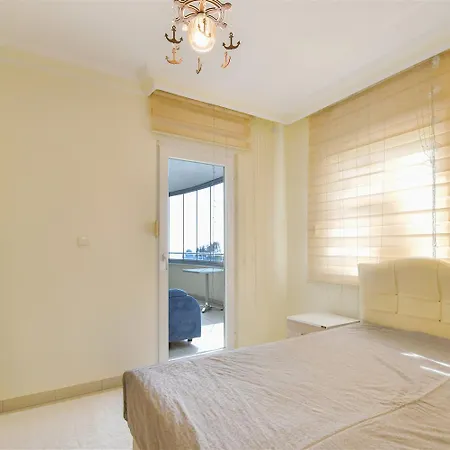 Stone Peaceful Beachfront Living, 2-bedroom In Demirtas Lejlighed