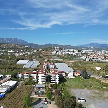 Stone Peaceful Beachfront Living, 2-bedroom In Demirtas Apartmán *